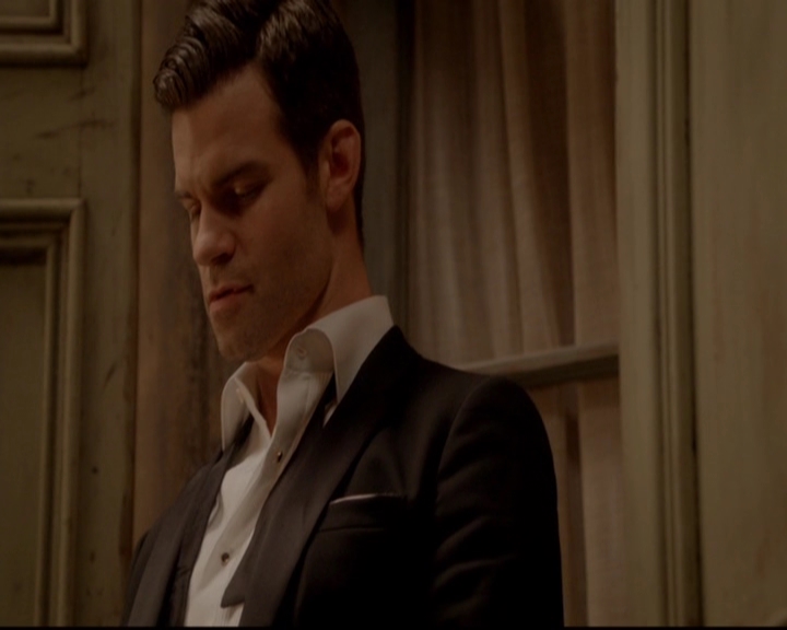 VampireDiariesWorld-dot-nl_TheOriginals_3x04AWalkOnTheWildSide2216.jpg