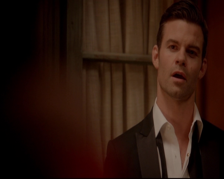 VampireDiariesWorld-dot-nl_TheOriginals_3x04AWalkOnTheWildSide2232.jpg