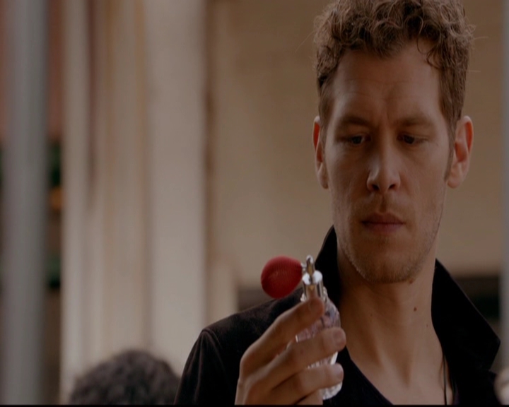 VampireDiariesWorld-dot-nl_TheOriginals_3x05TheAxemansLetters0387.jpg