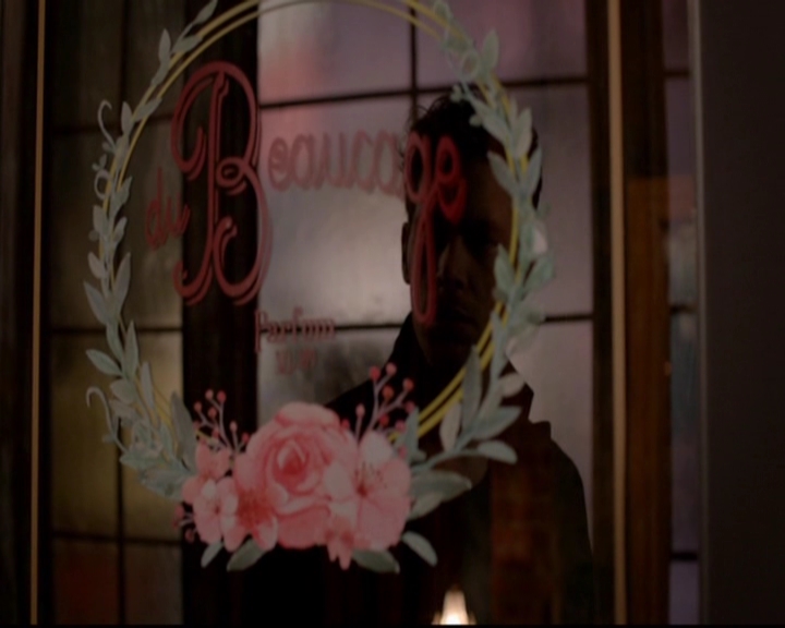 VampireDiariesWorld-dot-nl_TheOriginals_3x05TheAxemansLetters0405.jpg