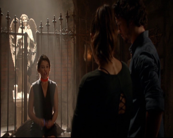 VampireDiariesWorld-dot-nl_TheOriginals_3x05TheAxemansLetters0488.jpg