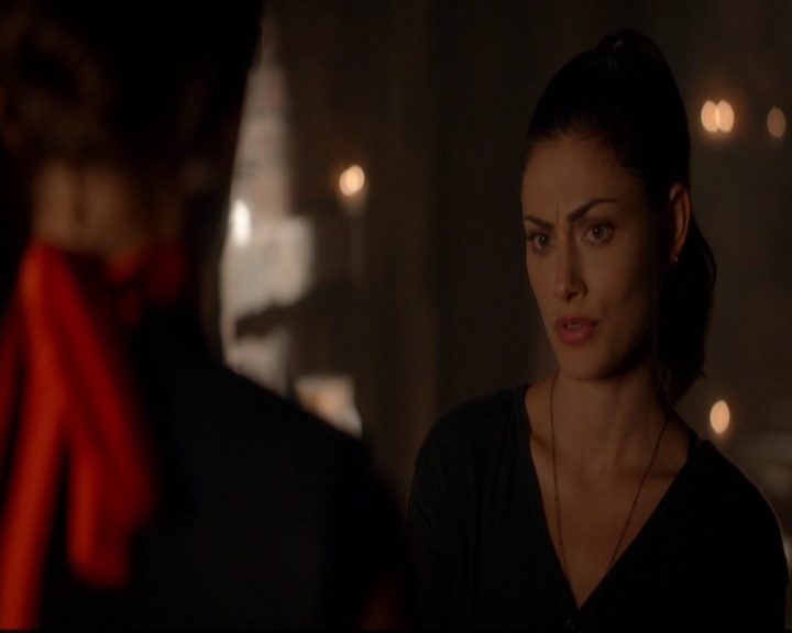 VampireDiariesWorld-dot-nl_TheOriginals_3x05TheAxemansLetters0508.jpg