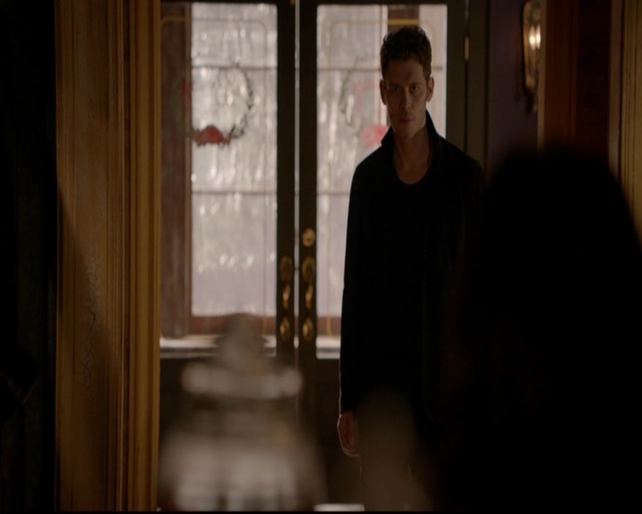 VampireDiariesWorld-dot-nl_TheOriginals_3x05TheAxemansLetters0529.jpg