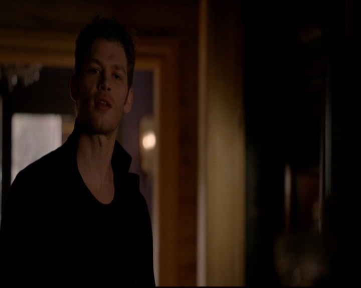 VampireDiariesWorld-dot-nl_TheOriginals_3x05TheAxemansLetters0537.jpg