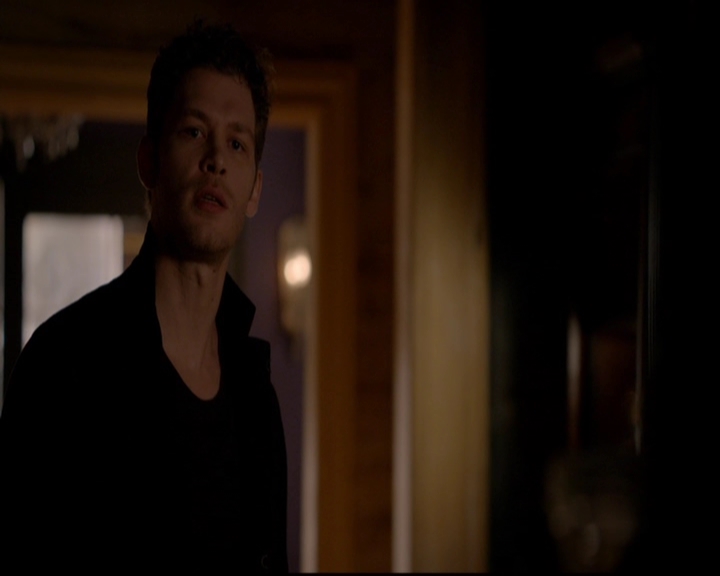 VampireDiariesWorld-dot-nl_TheOriginals_3x05TheAxemansLetters0538.jpg