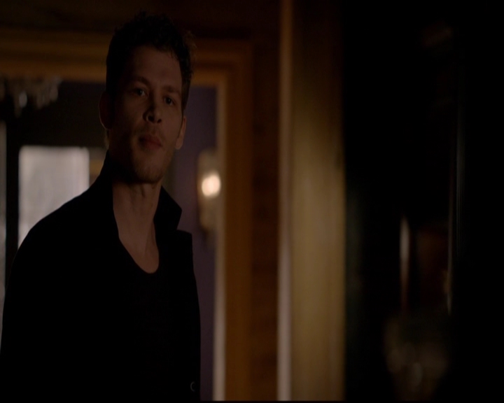 VampireDiariesWorld-dot-nl_TheOriginals_3x05TheAxemansLetters0539.jpg