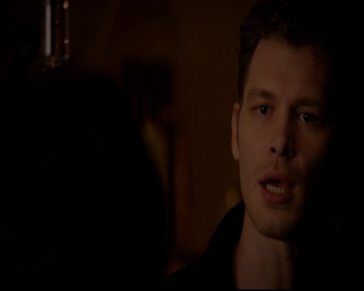 VampireDiariesWorld-dot-nl_TheOriginals_3x05TheAxemansLetters0567.jpg