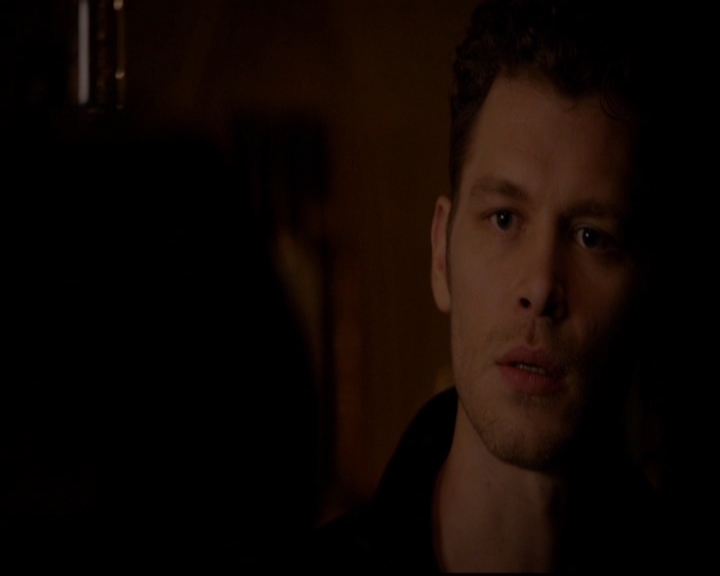 VampireDiariesWorld-dot-nl_TheOriginals_3x05TheAxemansLetters0568.jpg