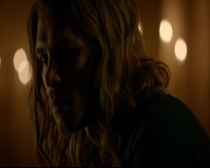 VampireDiariesWorld-dot-nl_TheOriginals_3x05TheAxemansLetters0639.jpg