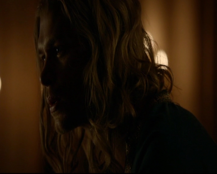 VampireDiariesWorld-dot-nl_TheOriginals_3x05TheAxemansLetters0683.jpg