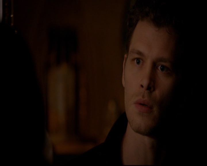 VampireDiariesWorld-dot-nl_TheOriginals_3x05TheAxemansLetters0765.jpg