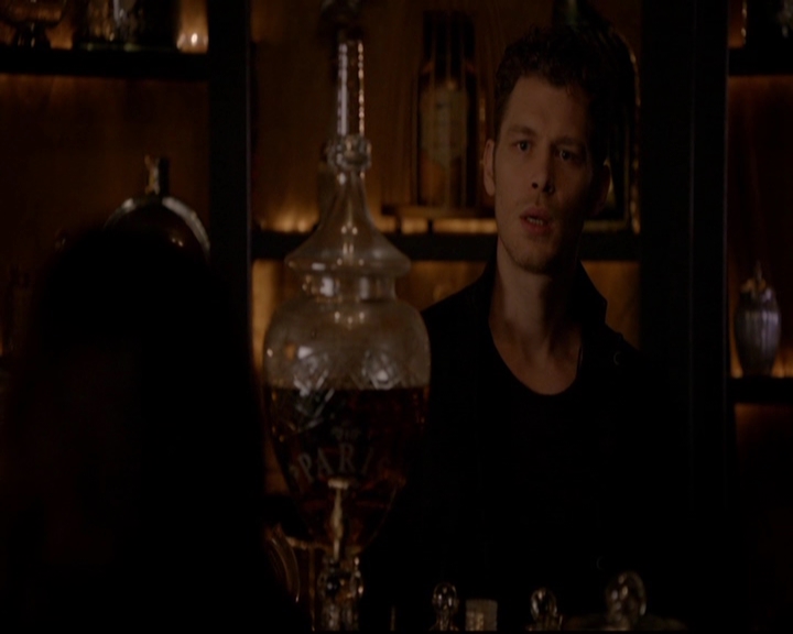 VampireDiariesWorld-dot-nl_TheOriginals_3x05TheAxemansLetters0776.jpg