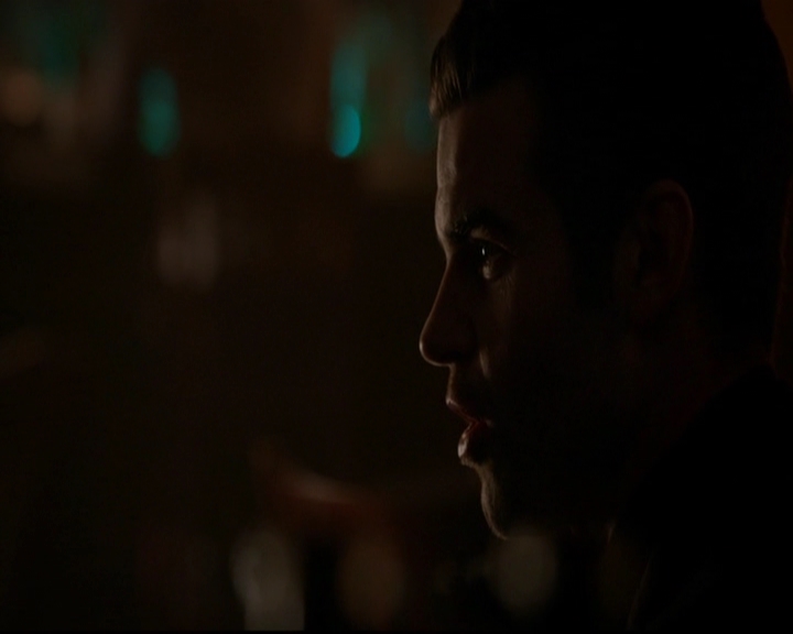 VampireDiariesWorld-dot-nl_TheOriginals_3x05TheAxemansLetters0827.jpg