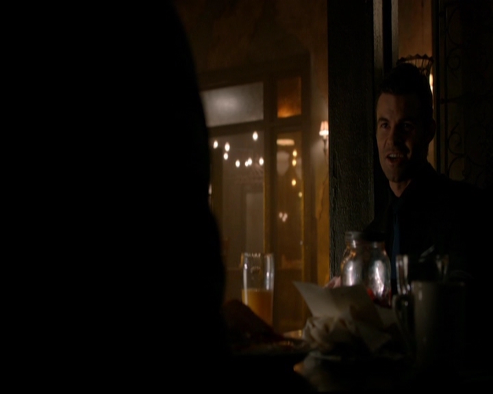 VampireDiariesWorld-dot-nl_TheOriginals_3x05TheAxemansLetters0845.jpg