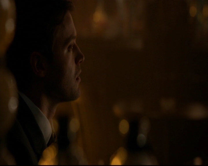 VampireDiariesWorld-dot-nl_TheOriginals_3x05TheAxemansLetters0869.jpg