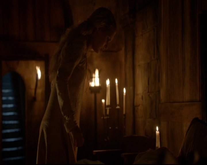 VampireDiariesWorld-dot-nl_TheOriginals_3x05TheAxemansLetters1044.jpg