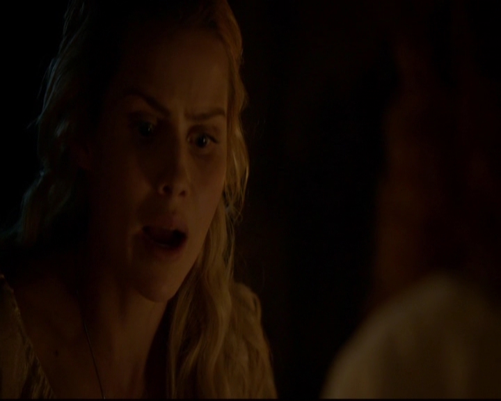 VampireDiariesWorld-dot-nl_TheOriginals_3x05TheAxemansLetters1061.jpg