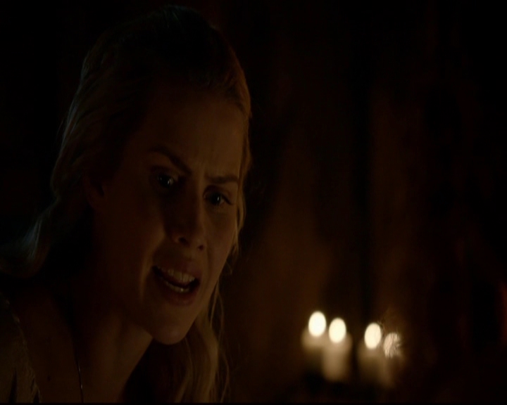 VampireDiariesWorld-dot-nl_TheOriginals_3x05TheAxemansLetters1076.jpg