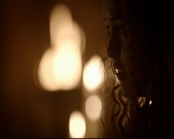 VampireDiariesWorld-dot-nl_TheOriginals_3x05TheAxemansLetters1103.jpg