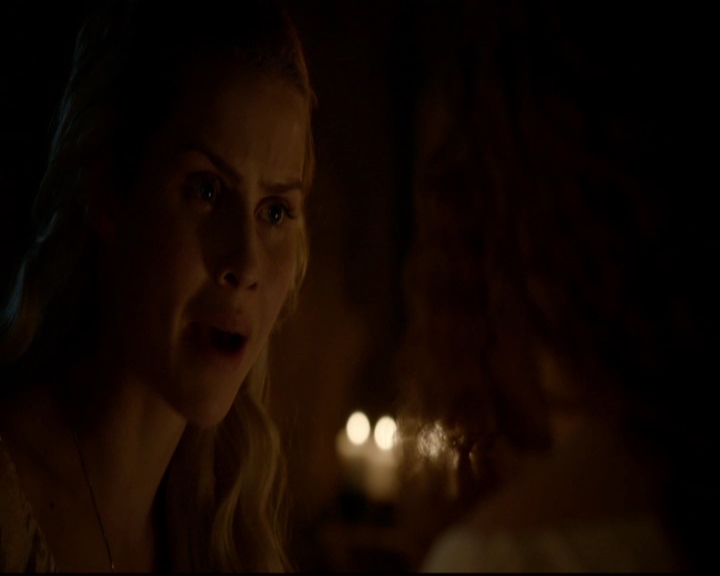 VampireDiariesWorld-dot-nl_TheOriginals_3x05TheAxemansLetters1116.jpg