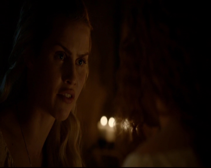 VampireDiariesWorld-dot-nl_TheOriginals_3x05TheAxemansLetters1117.jpg