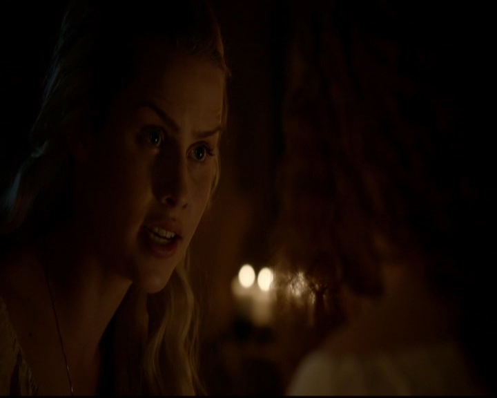 VampireDiariesWorld-dot-nl_TheOriginals_3x05TheAxemansLetters1119.jpg