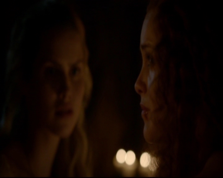 VampireDiariesWorld-dot-nl_TheOriginals_3x05TheAxemansLetters1135.jpg