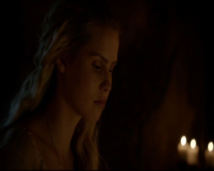 VampireDiariesWorld-dot-nl_TheOriginals_3x05TheAxemansLetters1146.jpg