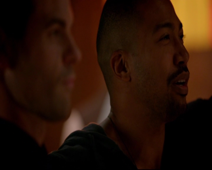 VampireDiariesWorld-dot-nl_TheOriginals_3x05TheAxemansLetters1350.jpg