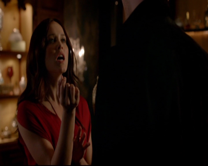 VampireDiariesWorld-dot-nl_TheOriginals_3x05TheAxemansLetters1364.jpg