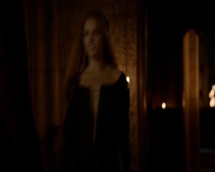 VampireDiariesWorld-dot-nl_TheOriginals_3x05TheAxemansLetters1403.jpg