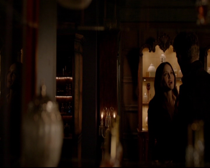 VampireDiariesWorld-dot-nl_TheOriginals_3x05TheAxemansLetters1427.jpg