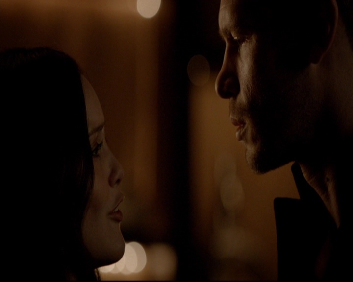 VampireDiariesWorld-dot-nl_TheOriginals_3x05TheAxemansLetters1460.jpg