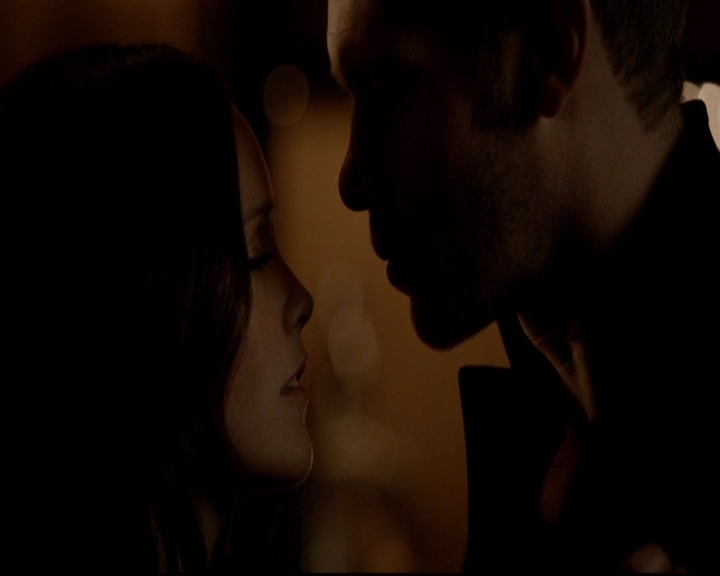 VampireDiariesWorld-dot-nl_TheOriginals_3x05TheAxemansLetters1472.jpg