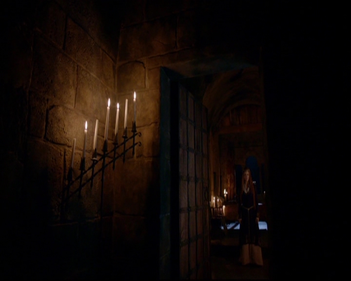 VampireDiariesWorld-dot-nl_TheOriginals_3x05TheAxemansLetters1610.jpg