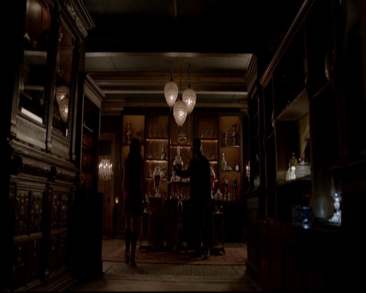 VampireDiariesWorld-dot-nl_TheOriginals_3x05TheAxemansLetters1693.jpg