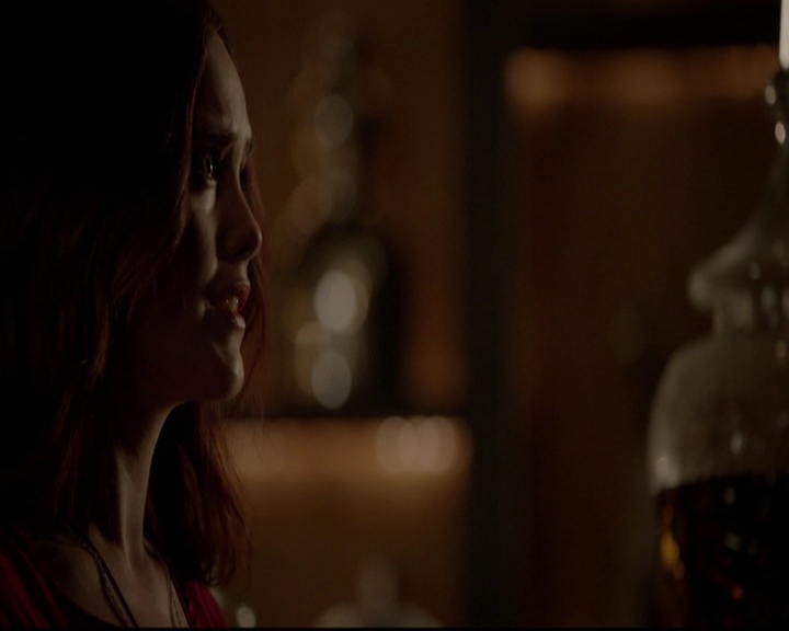 VampireDiariesWorld-dot-nl_TheOriginals_3x05TheAxemansLetters1704.jpg