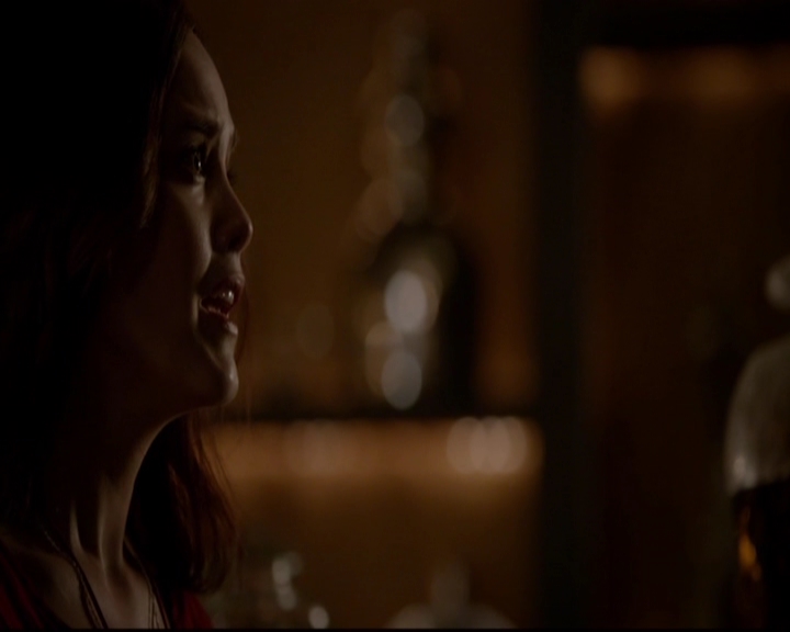 VampireDiariesWorld-dot-nl_TheOriginals_3x05TheAxemansLetters1735.jpg