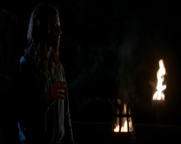 VampireDiariesWorld-dot-nl_TheOriginals_3x05TheAxemansLetters1745.jpg