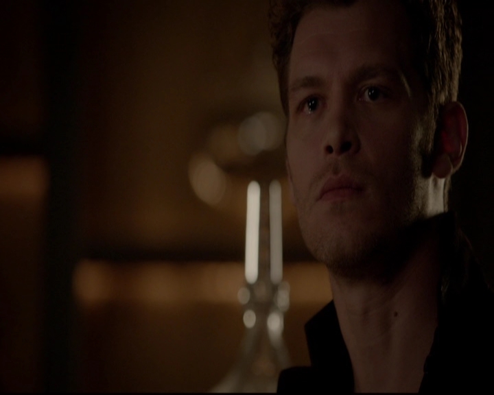 VampireDiariesWorld-dot-nl_TheOriginals_3x05TheAxemansLetters1854.jpg