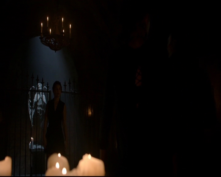 VampireDiariesWorld-dot-nl_TheOriginals_3x05TheAxemansLetters1862.jpg