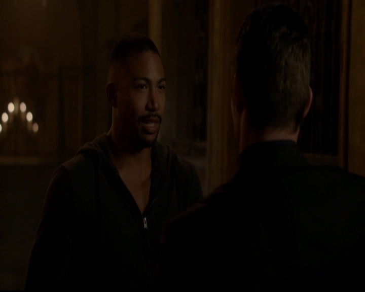 VampireDiariesWorld-dot-nl_TheOriginals_3x05TheAxemansLetters1953.jpg