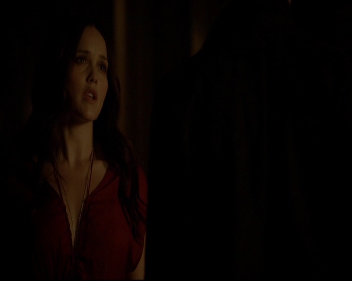 VampireDiariesWorld-dot-nl_TheOriginals_3x05TheAxemansLetters1983.jpg