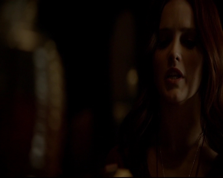 VampireDiariesWorld-dot-nl_TheOriginals_3x05TheAxemansLetters1994.jpg