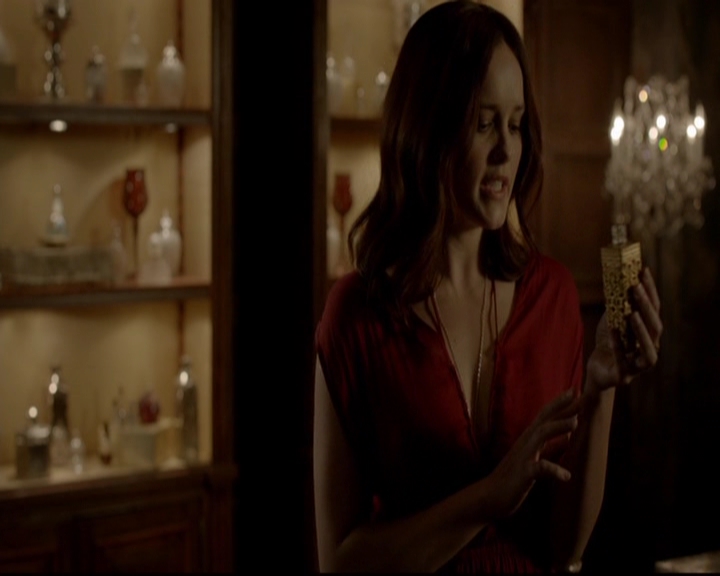 VampireDiariesWorld-dot-nl_TheOriginals_3x05TheAxemansLetters2004.jpg