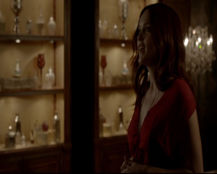 VampireDiariesWorld-dot-nl_TheOriginals_3x05TheAxemansLetters2007.jpg