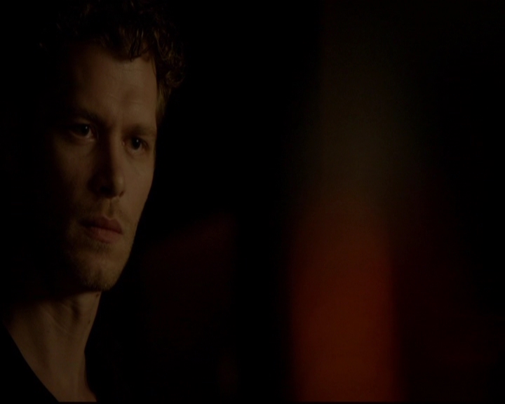 VampireDiariesWorld-dot-nl_TheOriginals_3x05TheAxemansLetters2027.jpg