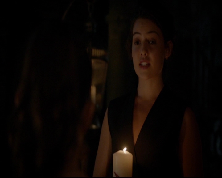 VampireDiariesWorld-dot-nl_TheOriginals_3x05TheAxemansLetters2071.jpg