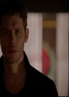 VampireDiariesWorld-dot-nl_TheOriginals_3x05TheAxemansLetters0421.jpg