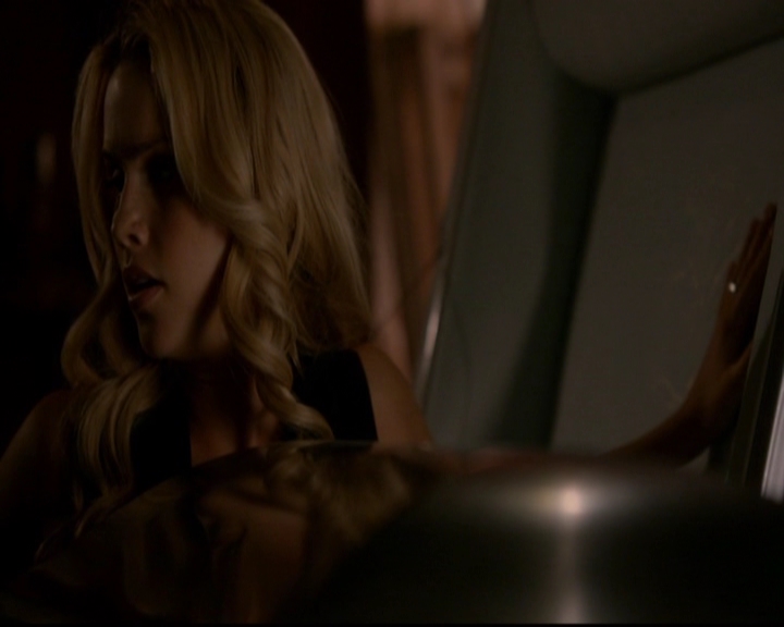 VampireDiariesWorld-dot-nl_TheOriginals_3x06BeautifulMistake0725.jpg